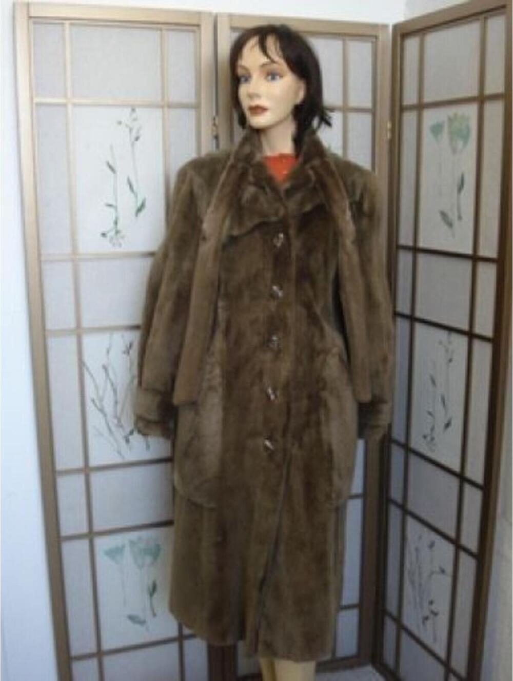 MINT BROWN SHEARED NUTRIA FUR COAT JACKET WOMEN WOMAN  SIZE 6-8 SMALL-MEDIUM